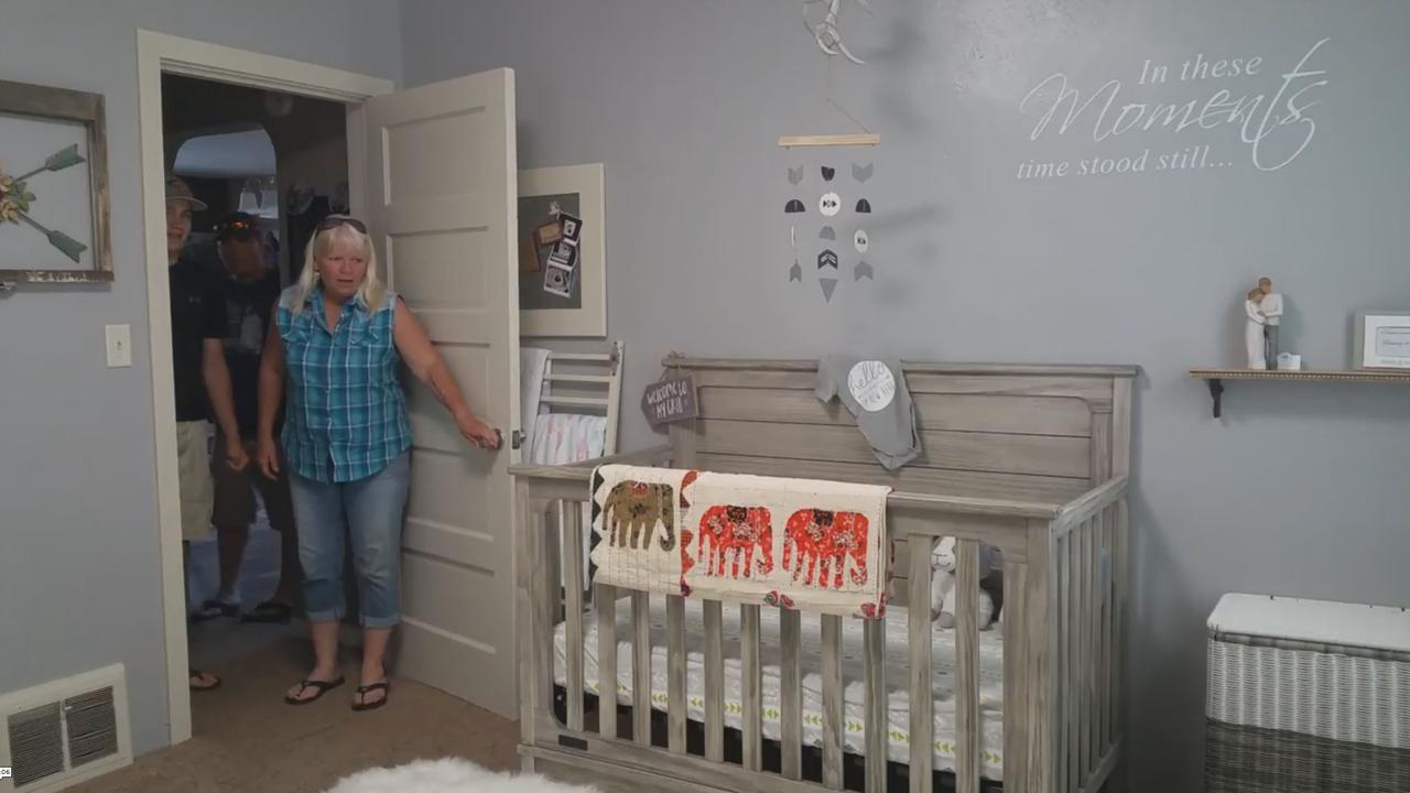 Mom Just Got Promoted To Grandma